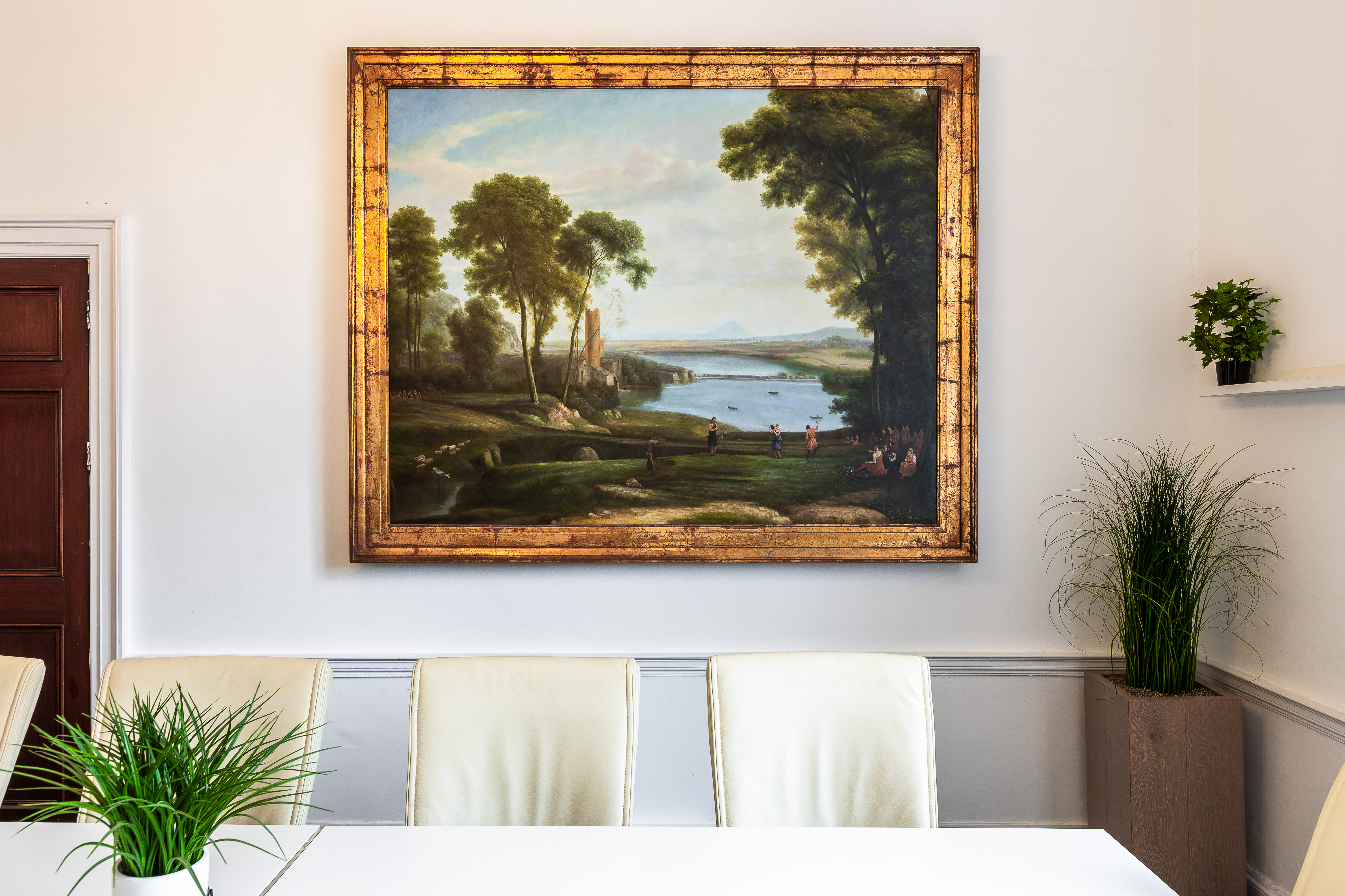 14 Fitzwilliam Square — boardroom with chandelier and Georgian oil painting